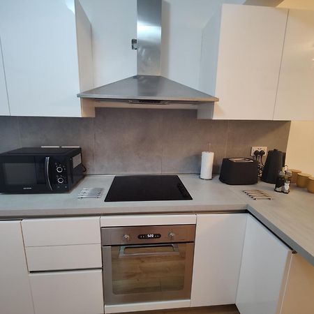 Central Modern Sliema 2 Bedroom Apartment Esterno foto